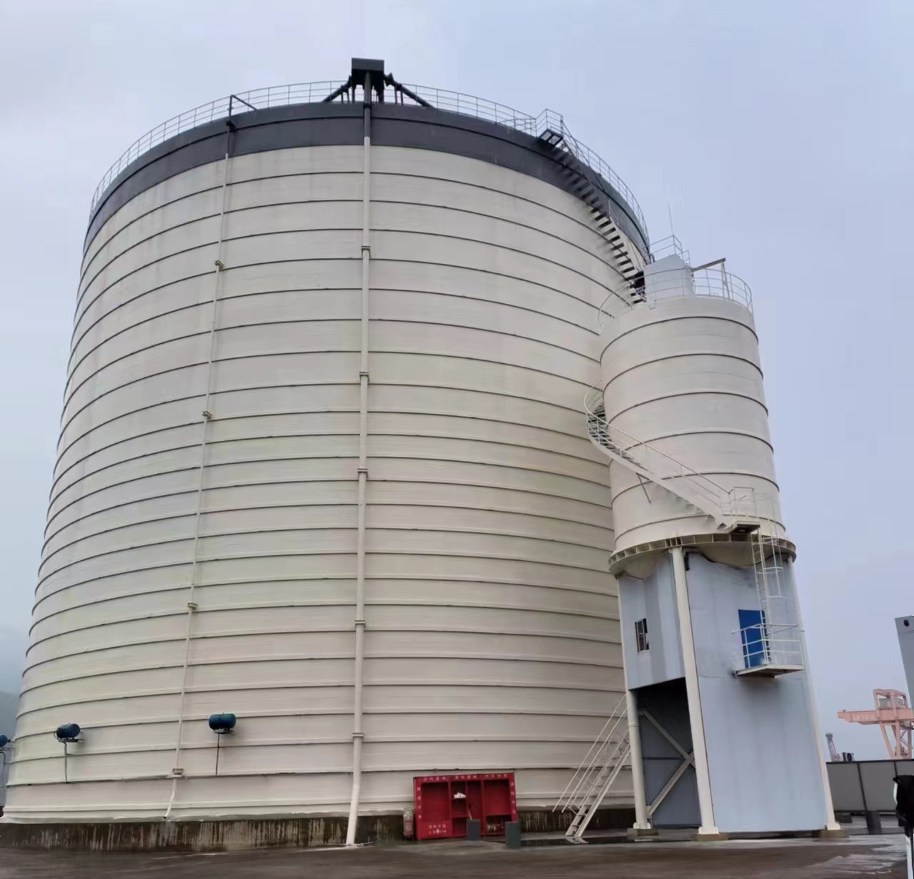 墨脱10万吨水泥钢板库